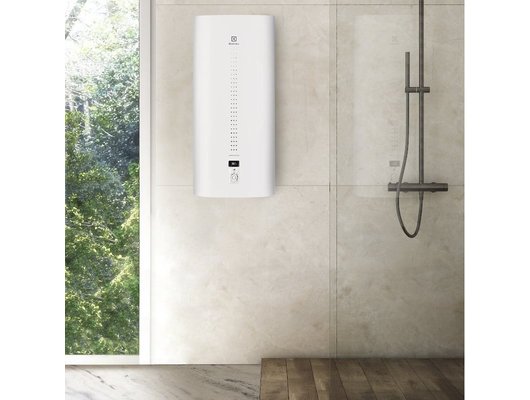 Водонагреватель ELECTROLUX EWH 80 Centurio IQ 3.0